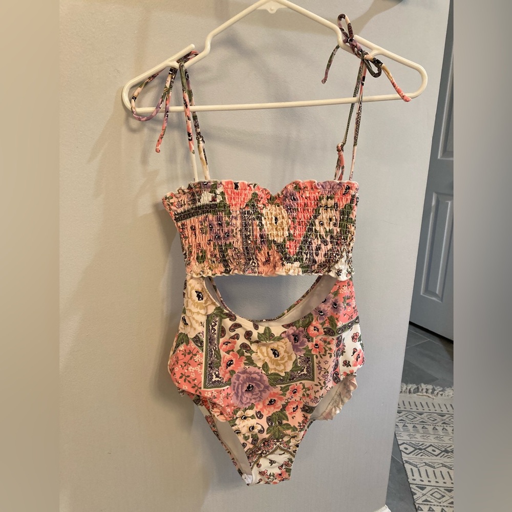 True craft one piece swimsuit ruched top open front paisley floral, size large